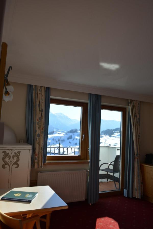 Hotel Am Roemerweg Фис Экстерьер фото