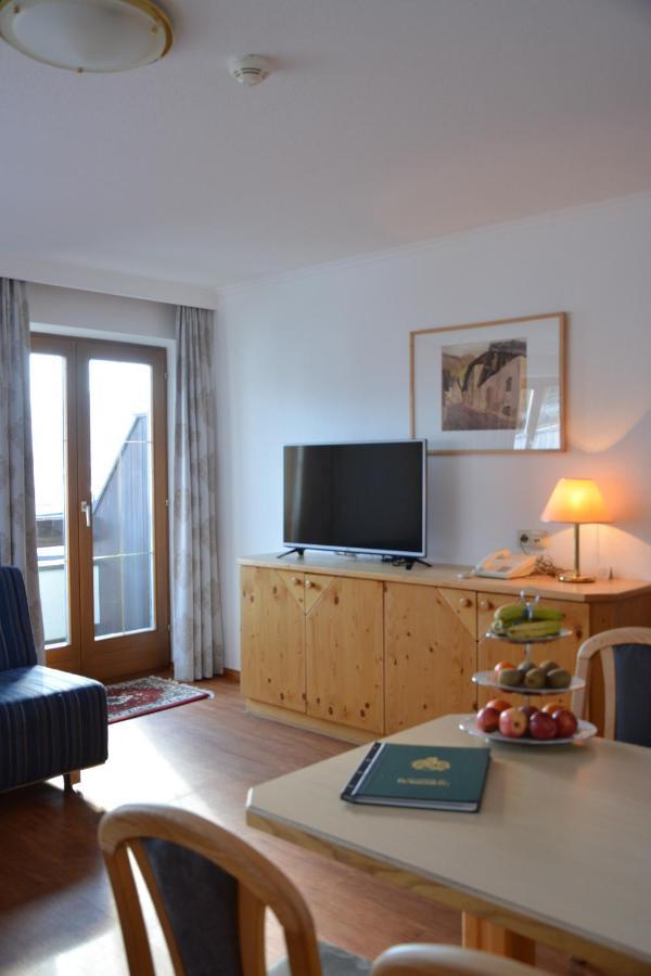 Hotel Am Roemerweg Фис Экстерьер фото