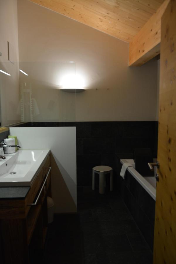 Hotel Am Roemerweg Фис Экстерьер фото