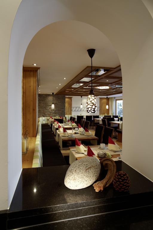 Hotel Am Roemerweg Фис Экстерьер фото